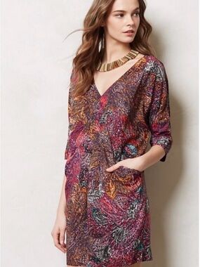 ANTHROPOLOGIE Edme & Esyllte  V-Neck Shift Dress